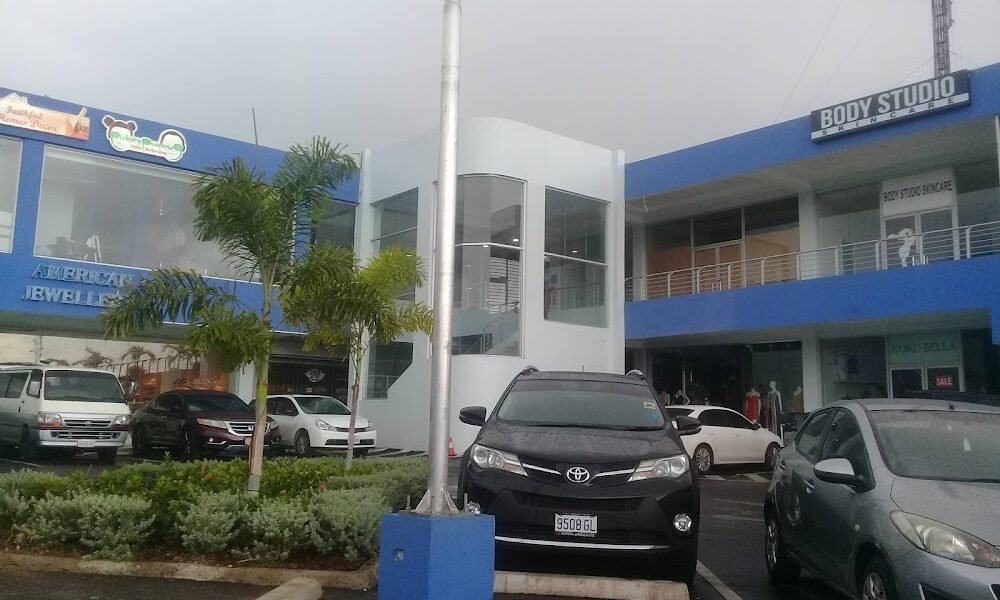 Express Fitness, Half-Way-Tree